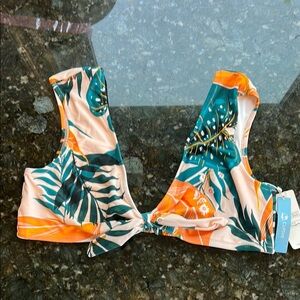 NWT CupShe tie front floral tropical bikini top. Lined but not padded. XXL.
